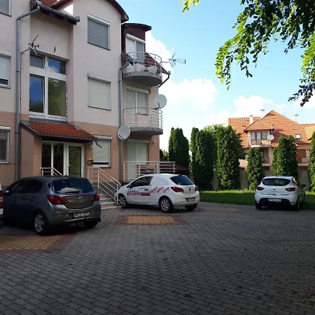 Katalin Apartman Hajdúszoboszló Exterior foto